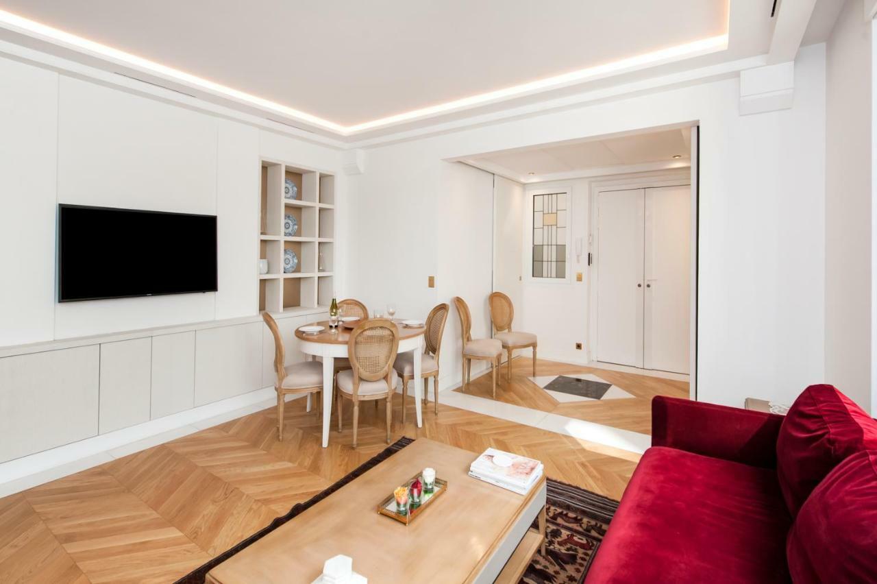 Luxury Montaigne Apartment París Exterior foto