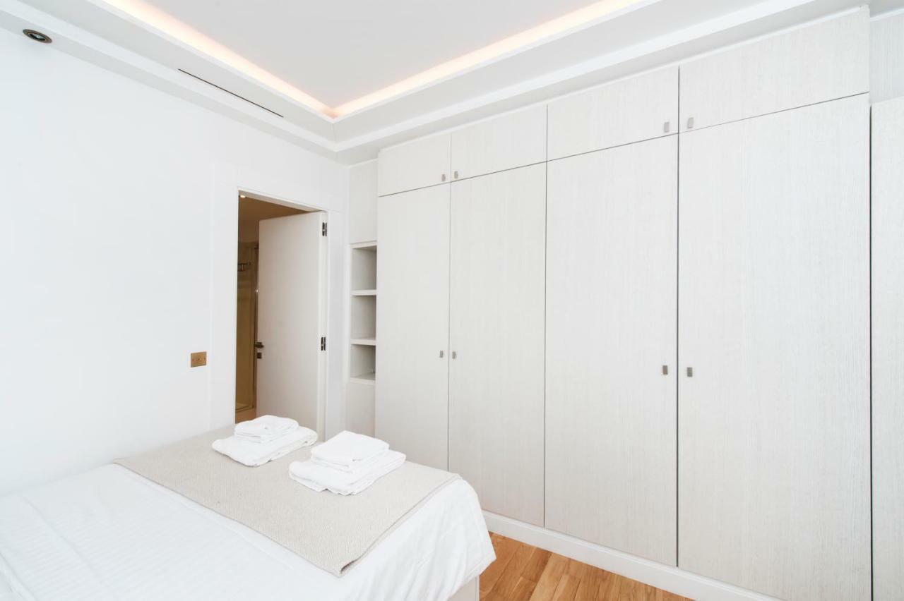 Luxury Montaigne Apartment París Exterior foto