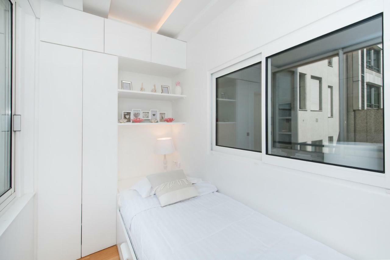 Luxury Montaigne Apartment París Exterior foto